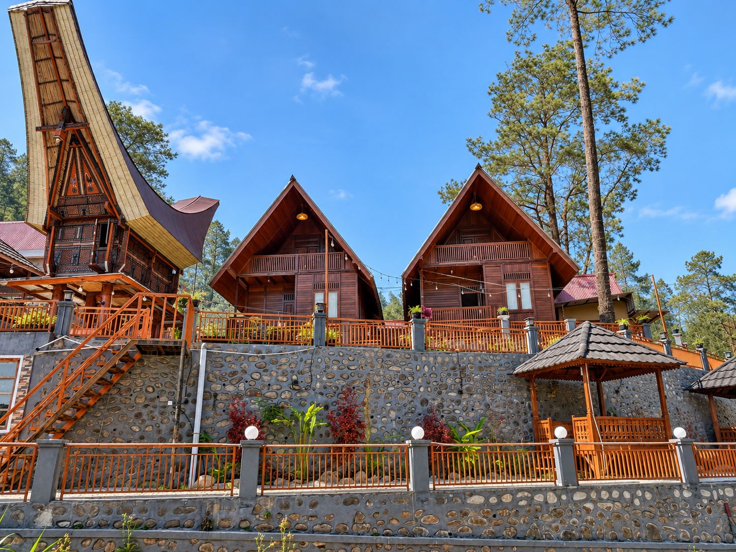 Tongkonan house and wooden villas at D'Pines Peak Villa Malino